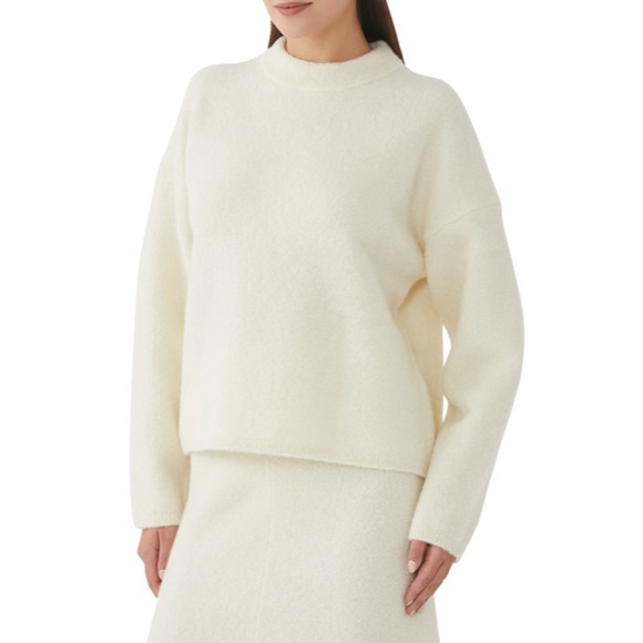NWT SOLD OUT CLEA XS Alva Boucle Cocoon Knit Sweater in Ivory - Picture 1 of 13
